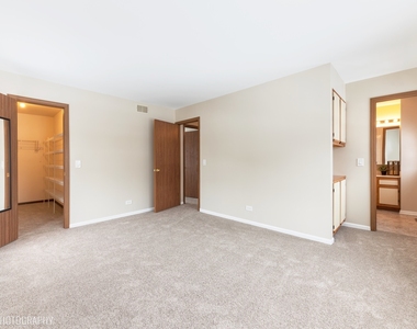554 Abbeywood Drive - Photo Thumbnail 15
