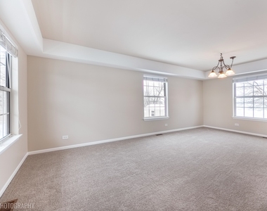 554 Abbeywood Drive - Photo Thumbnail 3