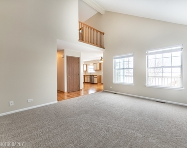 554 Abbeywood Drive - Photo Thumbnail 8