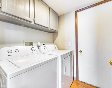 554 Abbeywood Drive - Photo Thumbnail 12