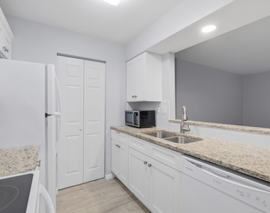 621 Virginia Road - Photo Thumbnail 9