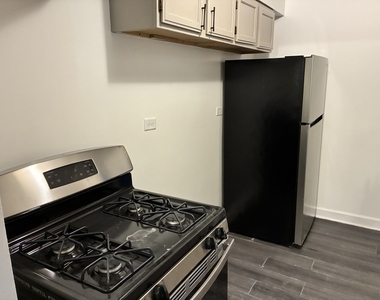 7201 S Lowe Avenue - Photo Thumbnail 2