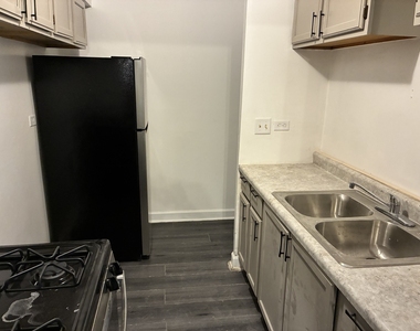 7201 S Lowe Avenue - Photo Thumbnail 1