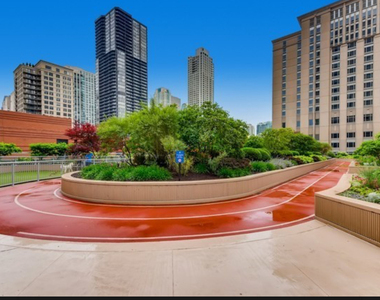 545 N Dearborn Street - Photo Thumbnail 29