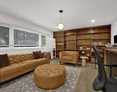 1135 Crestwood Drive - Photo Thumbnail 25