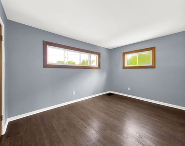 5845 S Sayre Avenue - Photo Thumbnail 16