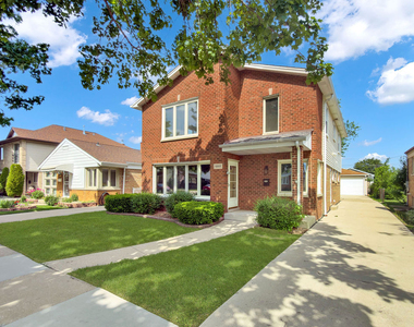 5845 S Sayre Avenue - Photo Thumbnail 1