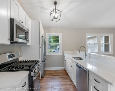 1416 Duquesne Avenue - Photo Thumbnail 4