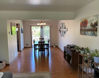 253 W Kimbell Avenue - Photo Thumbnail 1