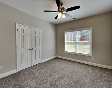 3761 Carmen Court Sw - Photo Thumbnail 12