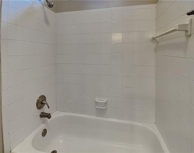 3761 Carmen Court Sw - Photo Thumbnail 17