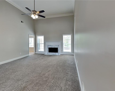 3761 Carmen Court Sw - Photo Thumbnail 2