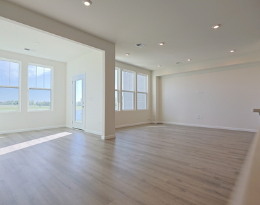 2287 Ryegrass Lane - Photo Thumbnail 12