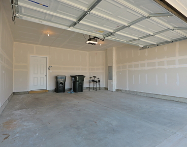 2287 Ryegrass Lane - Photo Thumbnail 27
