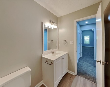 620 Gregory Manor Drive Sw - Photo Thumbnail 15