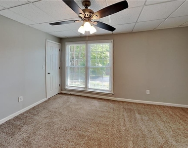 3912 Sharpel Lane Nw - Photo Thumbnail 9