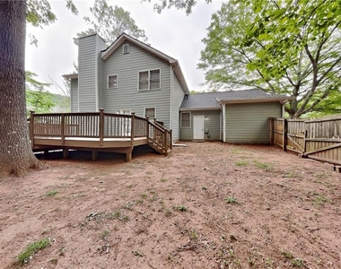 2671 Ashley Drive N - Photo Thumbnail 17