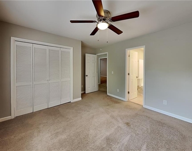 2671 Ashley Drive N - Photo Thumbnail 12