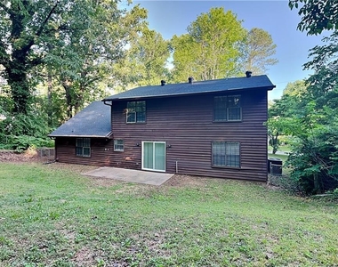 4750 Jamerson Forest Circle - Photo Thumbnail 16