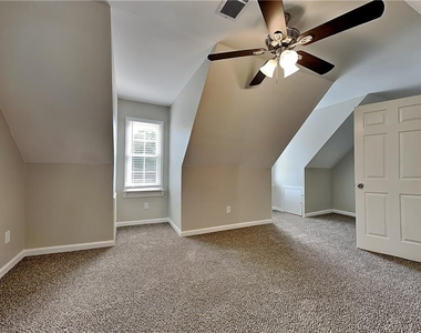 1275 Shamrock Hill Circle - Photo Thumbnail 12