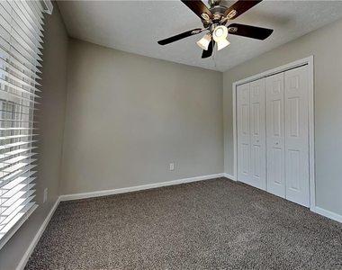 1275 Shamrock Hill Circle - Photo Thumbnail 11
