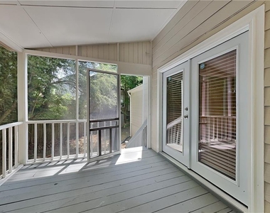 335 Olde Bridge Way - Photo Thumbnail 15