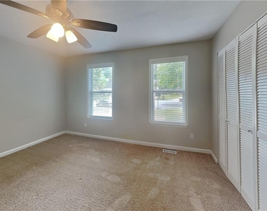 335 Olde Bridge Way - Photo Thumbnail 11