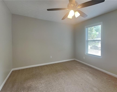 335 Olde Bridge Way - Photo Thumbnail 10