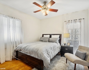 6017 N Austin Avenue - Photo Thumbnail 13
