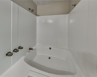72 Nectar Place - Photo Thumbnail 9