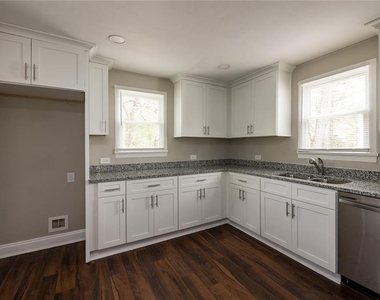 1854 Broadwell Street - Photo Thumbnail 7