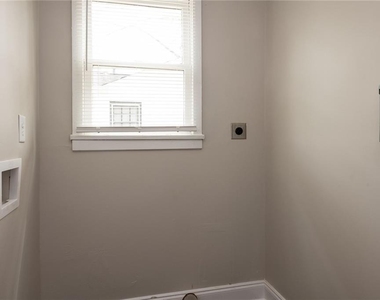1854 Broadwell Street - Photo Thumbnail 8