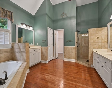 1792 Bristol Farms Court - Photo Thumbnail 28