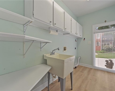 1792 Bristol Farms Court - Photo Thumbnail 23