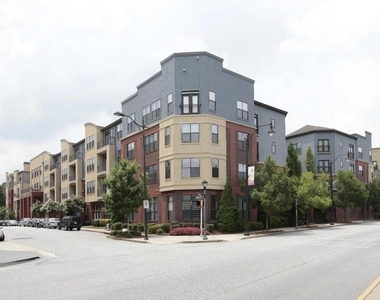 401 16th Street Nw - Photo Thumbnail 2