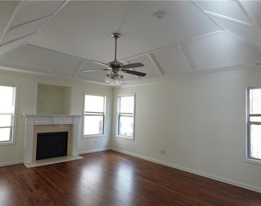 1921 Binnies Way - Photo Thumbnail 16