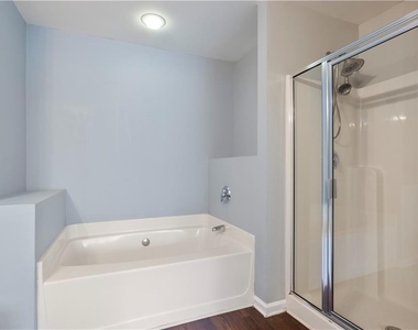 1126 Treymont - Photo Thumbnail 24
