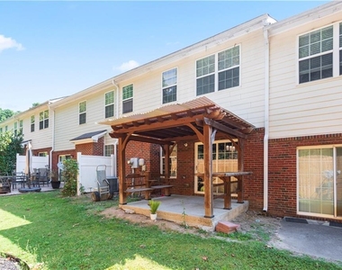 1126 Treymont - Photo Thumbnail 29