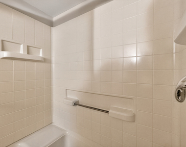 212 Amherst Court - Photo Thumbnail 37