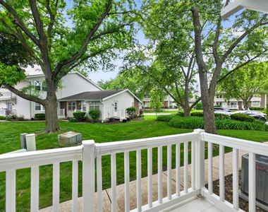 212 Amherst Court - Photo Thumbnail 17