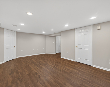 212 Amherst Court - Photo Thumbnail 30