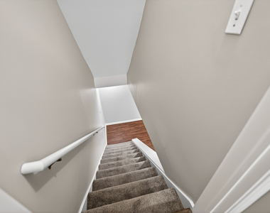 212 Amherst Court - Photo Thumbnail 29
