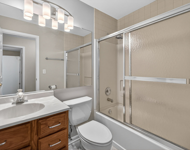 212 Amherst Court - Photo Thumbnail 27