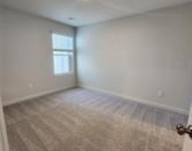2044 Underwood Drive - Photo Thumbnail 20