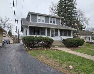 249 E Park Boulevard - Photo Thumbnail 1