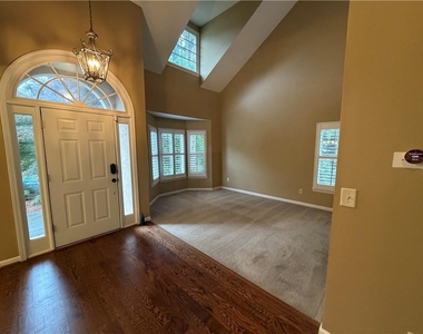10935 Pennbrooke Crossing - Photo Thumbnail 6