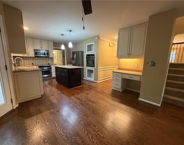 10935 Pennbrooke Crossing - Photo Thumbnail 11