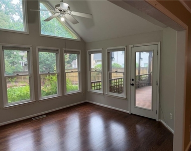10935 Pennbrooke Crossing - Photo Thumbnail 8