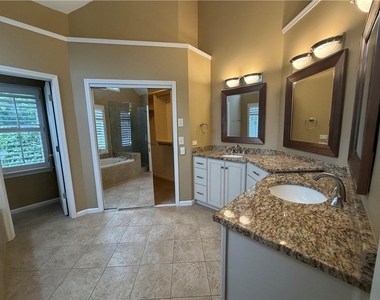 10935 Pennbrooke Crossing - Photo Thumbnail 18