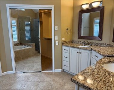 10935 Pennbrooke Crossing - Photo Thumbnail 19